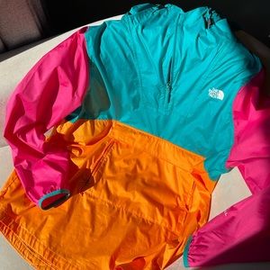 🧡SOLD🧡 North Face Women’s Fanorak 2.0